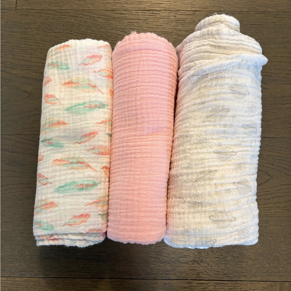 Baby muslin fabric swaddling blankets EUC ret $39 each